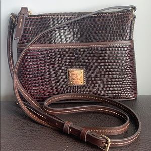 Dooney & Bourke crossbody purse
